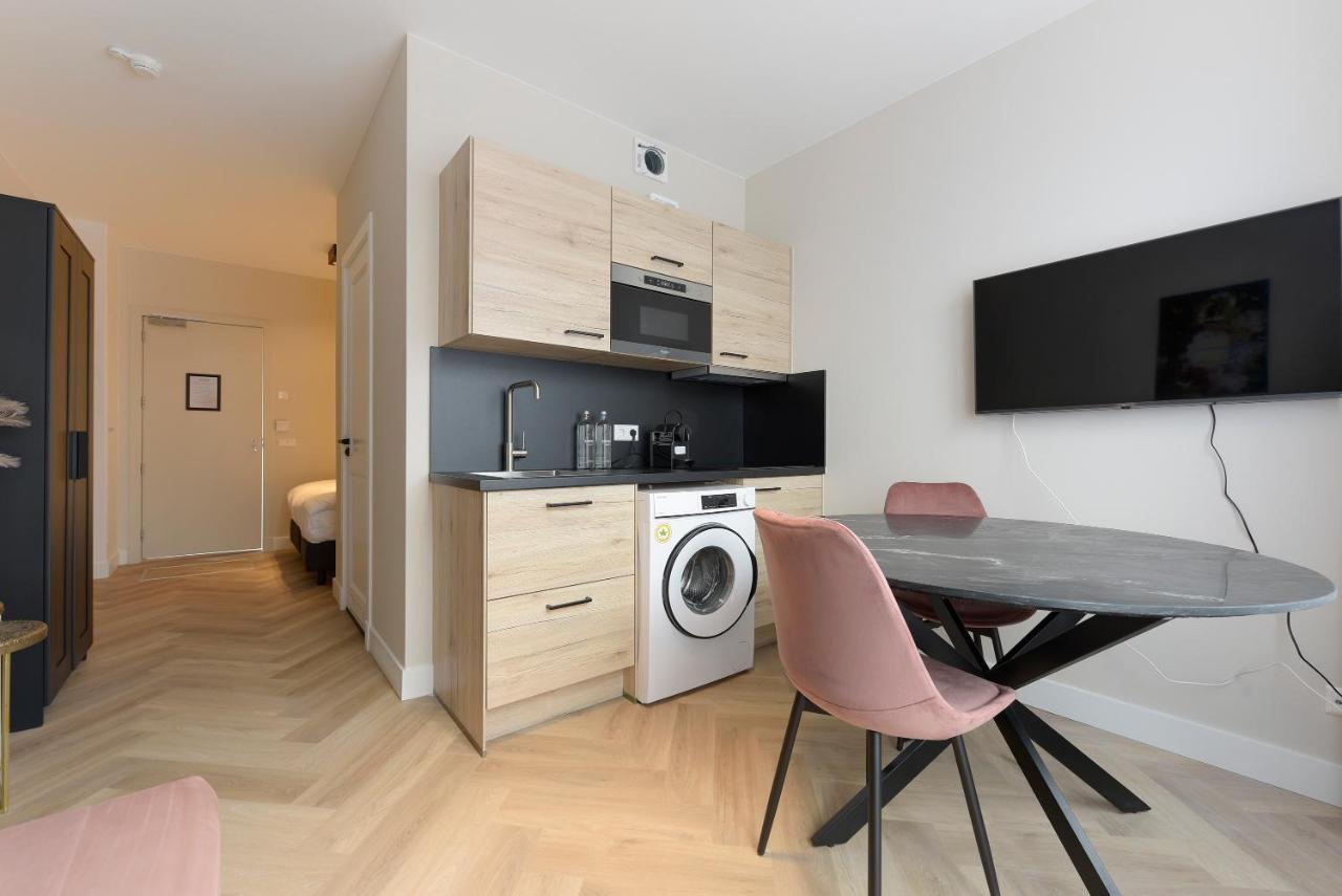 Novallure Short Stay Apartments Leidschendam Esterno foto