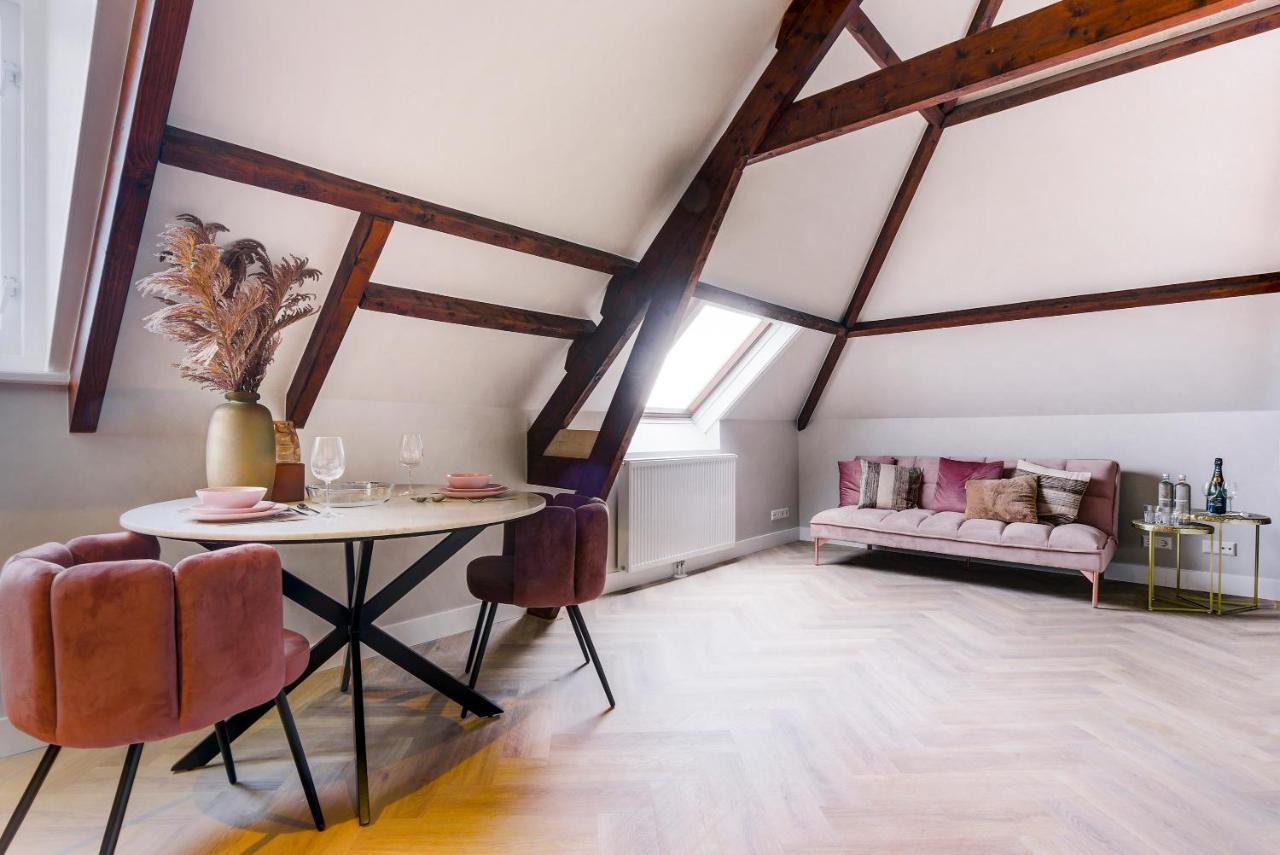 Novallure Short Stay Apartments Leidschendam Esterno foto