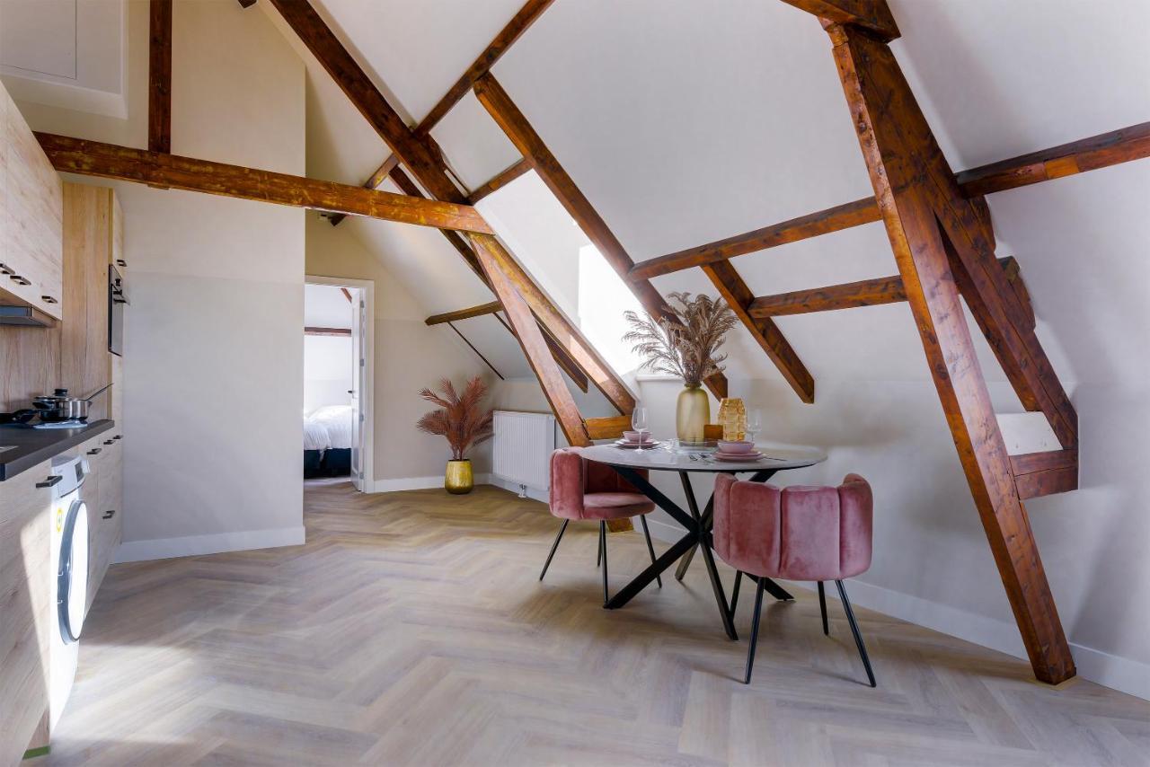 Novallure Short Stay Apartments Leidschendam Esterno foto