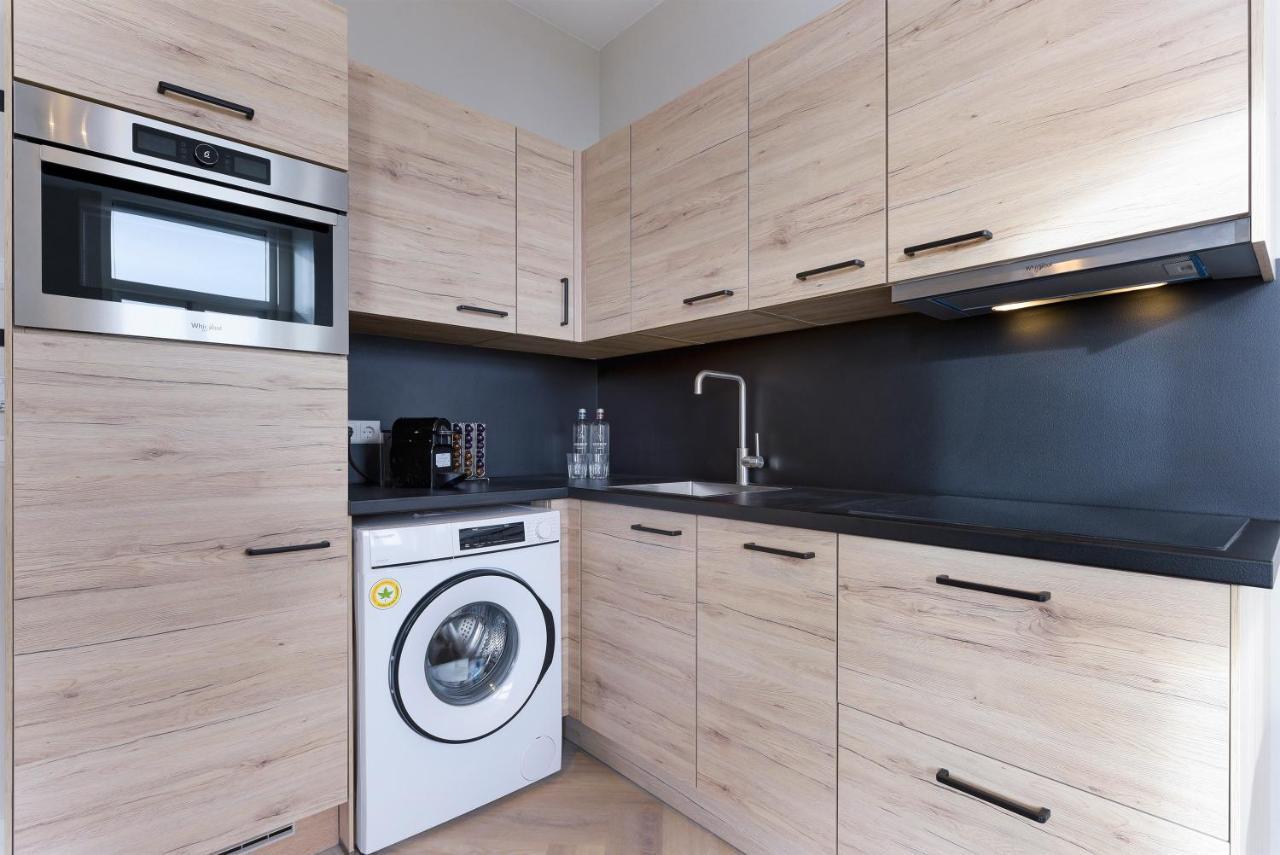 Novallure Short Stay Apartments Leidschendam Esterno foto