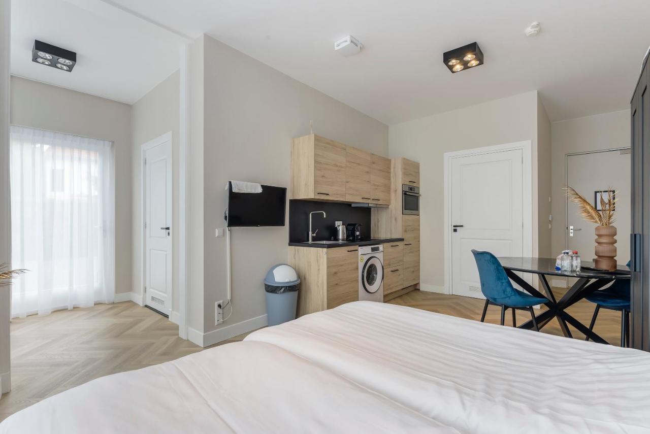 Novallure Short Stay Apartments Leidschendam Esterno foto