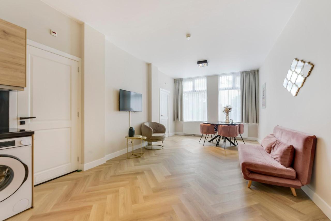 Novallure Short Stay Apartments Leidschendam Esterno foto