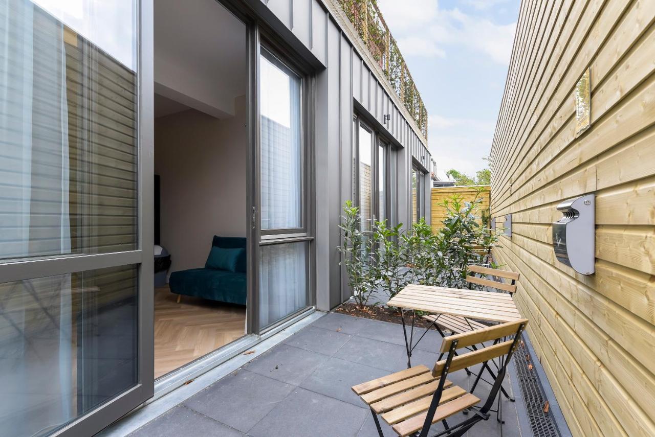 Novallure Short Stay Apartments Leidschendam Esterno foto